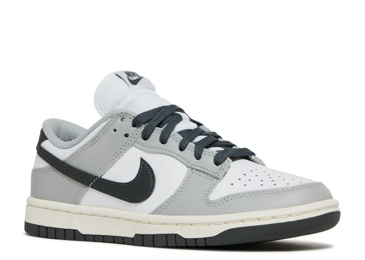 Nike Wmns Dunk Low 'Light Smoke Grey' 4 Nike Wmns Dunk Low 'Light Smoke Grey' - Image 2