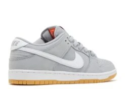 Nike Dunk Low Pro ISO SB 'Wolf Grey Gum' 8 Nike Dunk Low Pro ISO SB 'Wolf Grey Gum' -Online Shoes Store 3 210